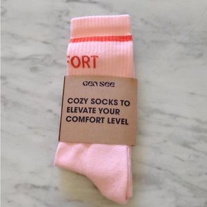 🆕 GEN SEE: Comfort Level Crew Socks